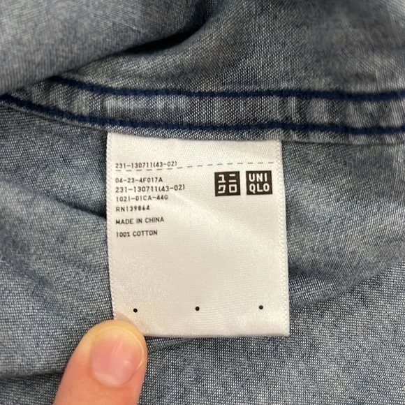 Uniqlo Denim Shirt Sz S - Picture 9 of 12